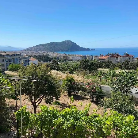 Apartment Deniz Manzarali,Terasli,Doga Icinde Muestakilsi Ev Alanya